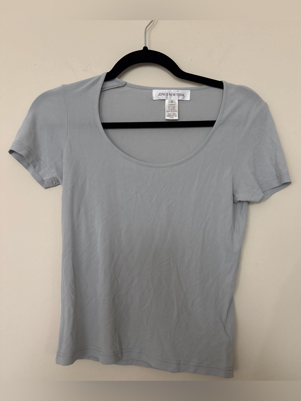 Vintage 100% Silk Top Women’s Small Light Blue Short Sleeve Jones New York
